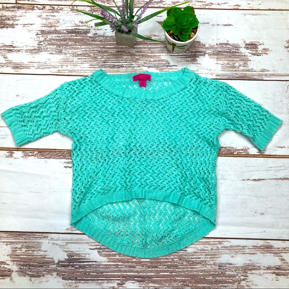 Crocheted Coverup Shirt Short Sleeve T/O Girls Sz 7-8